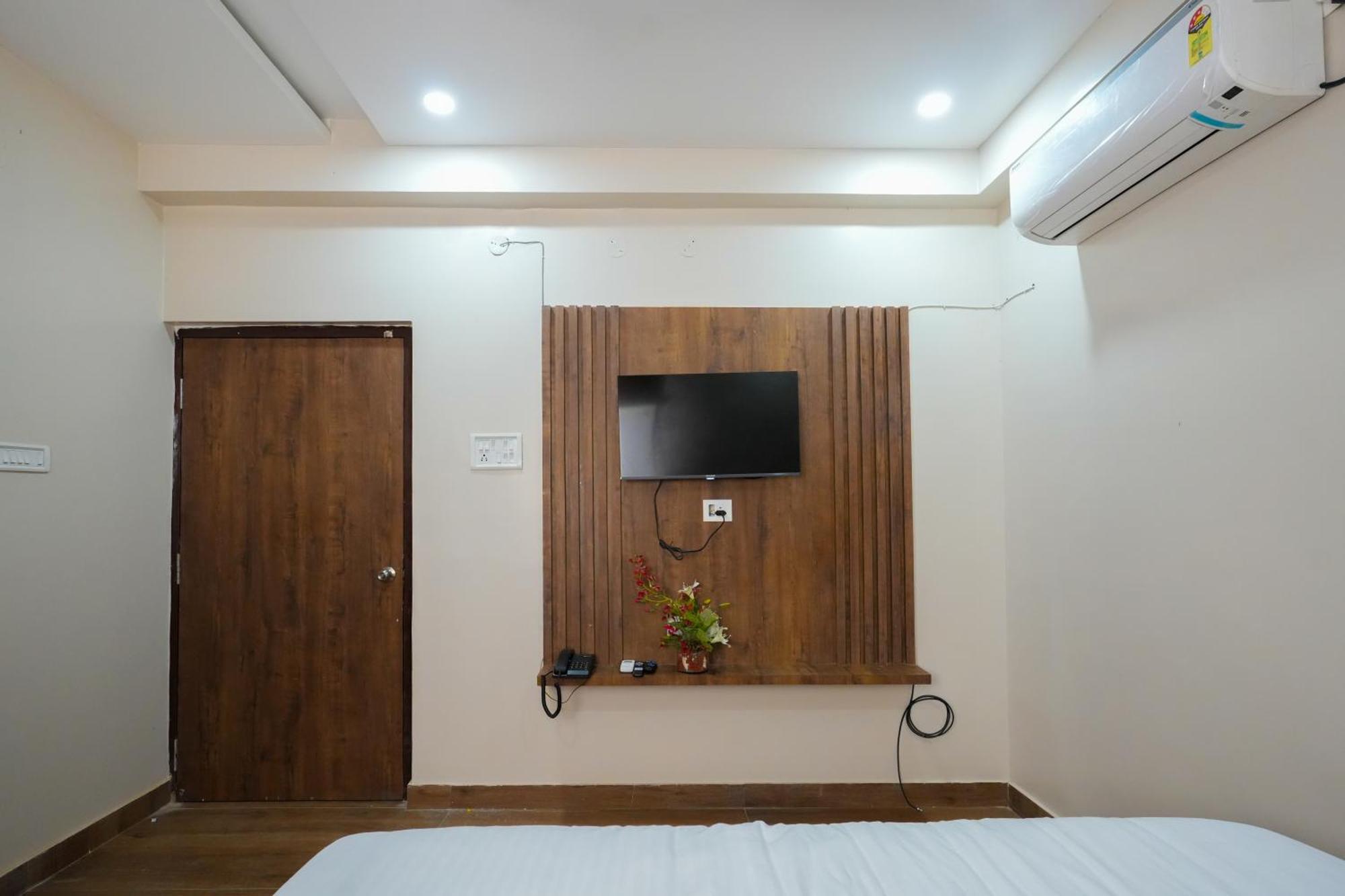 Hotel Pavitra Purnia エクステリア 写真